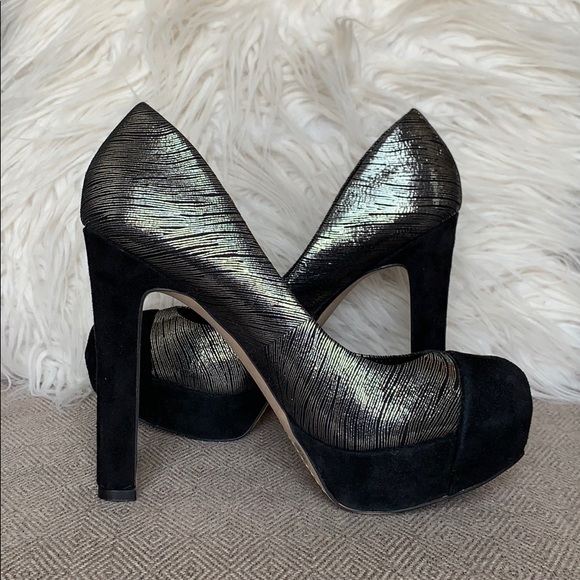 Vince Camuto “Jorgie” Heels - Picture 4 of 15
